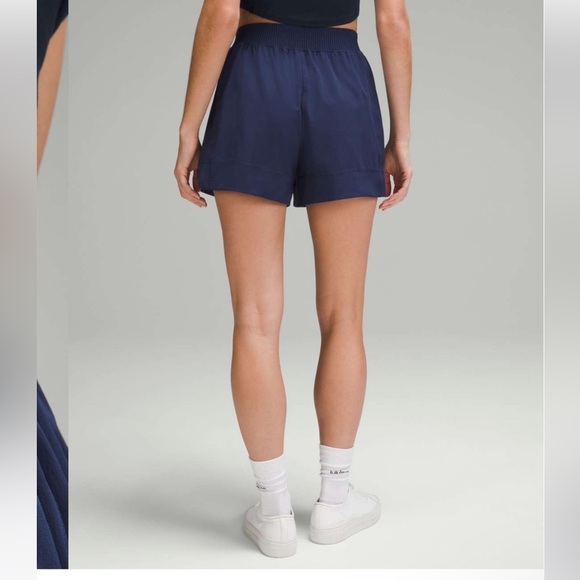 NWT Lululemon Stretch Woven Relaxed-Fit High-Rise Short 4"/ 
Night Sea - Picture 2 of 5